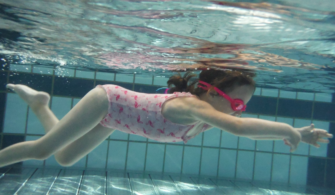 Swimming in Geneva for kids