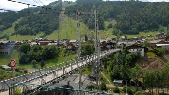 1 emerald stay weekend in morzine