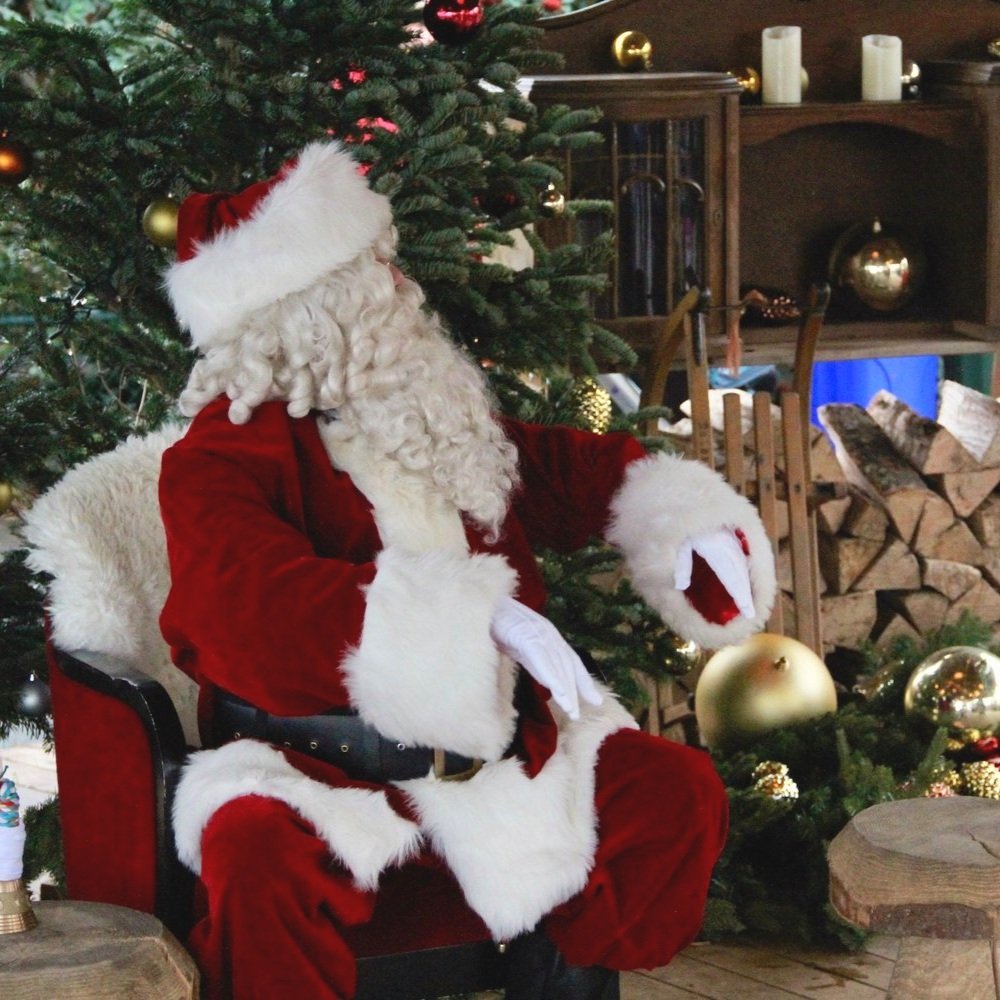 Visite du Pere Noel Parentville